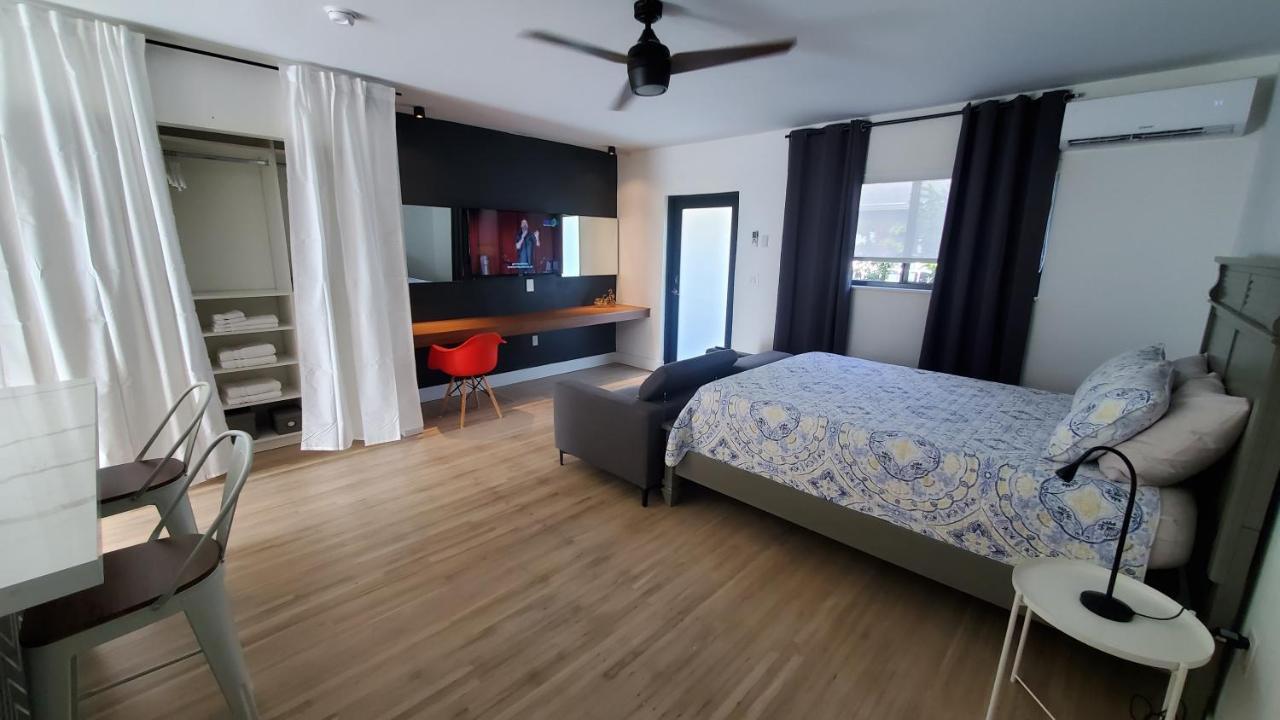 Casa Cuba In Little Havana, Brickell, Calle 8 And 10 Minutes To The Beach Free Parking Miami Ngoại thất bức ảnh